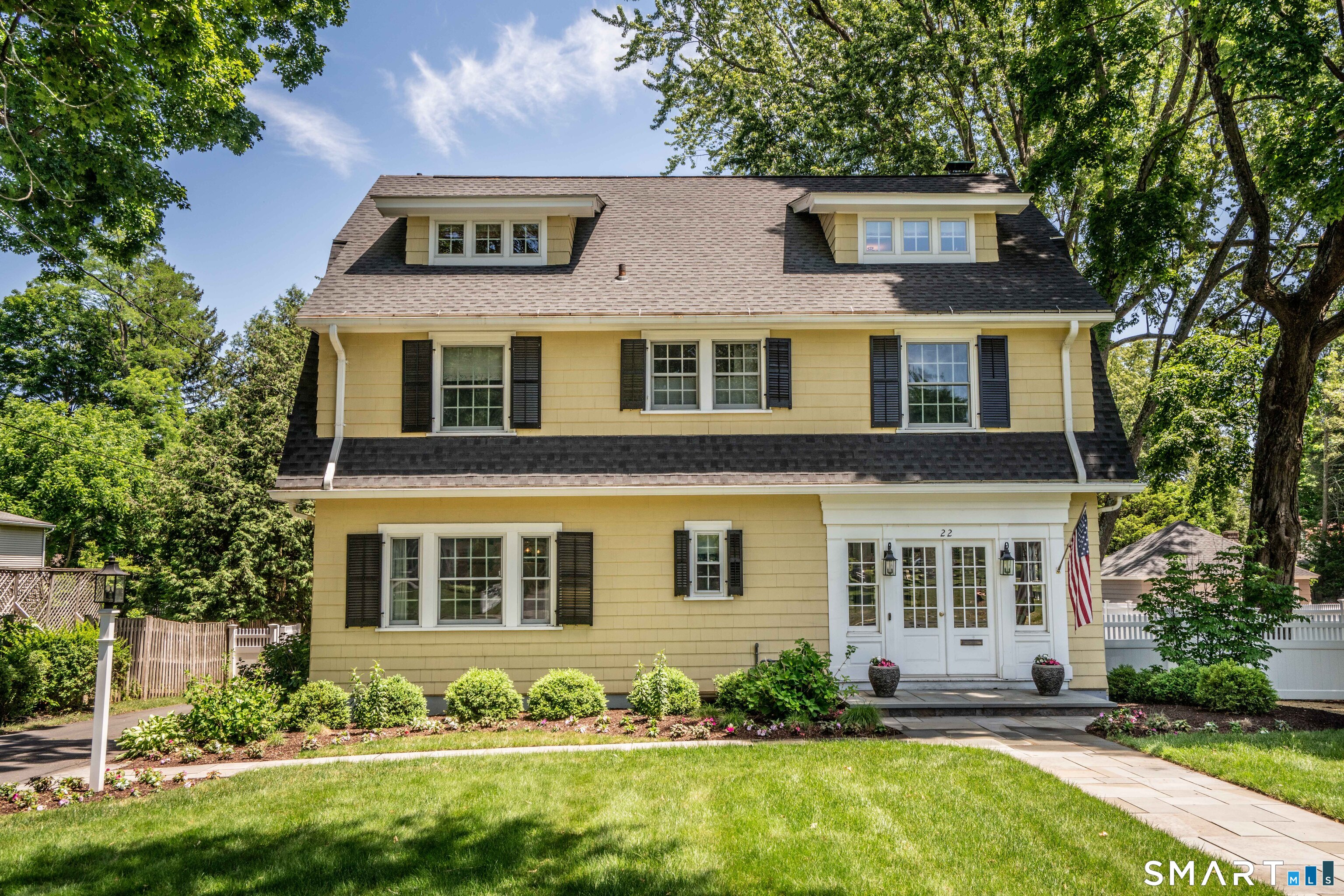 22 Ridgewood Road West Hartford, CT 06107 - Photo 1 of 35