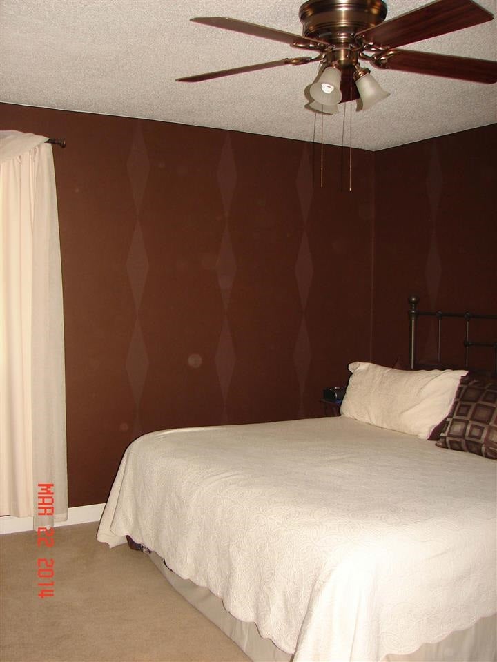 513 South Hickory Street Riverside, IA 52327 - Photo 17 of 25 Gallery Image 17