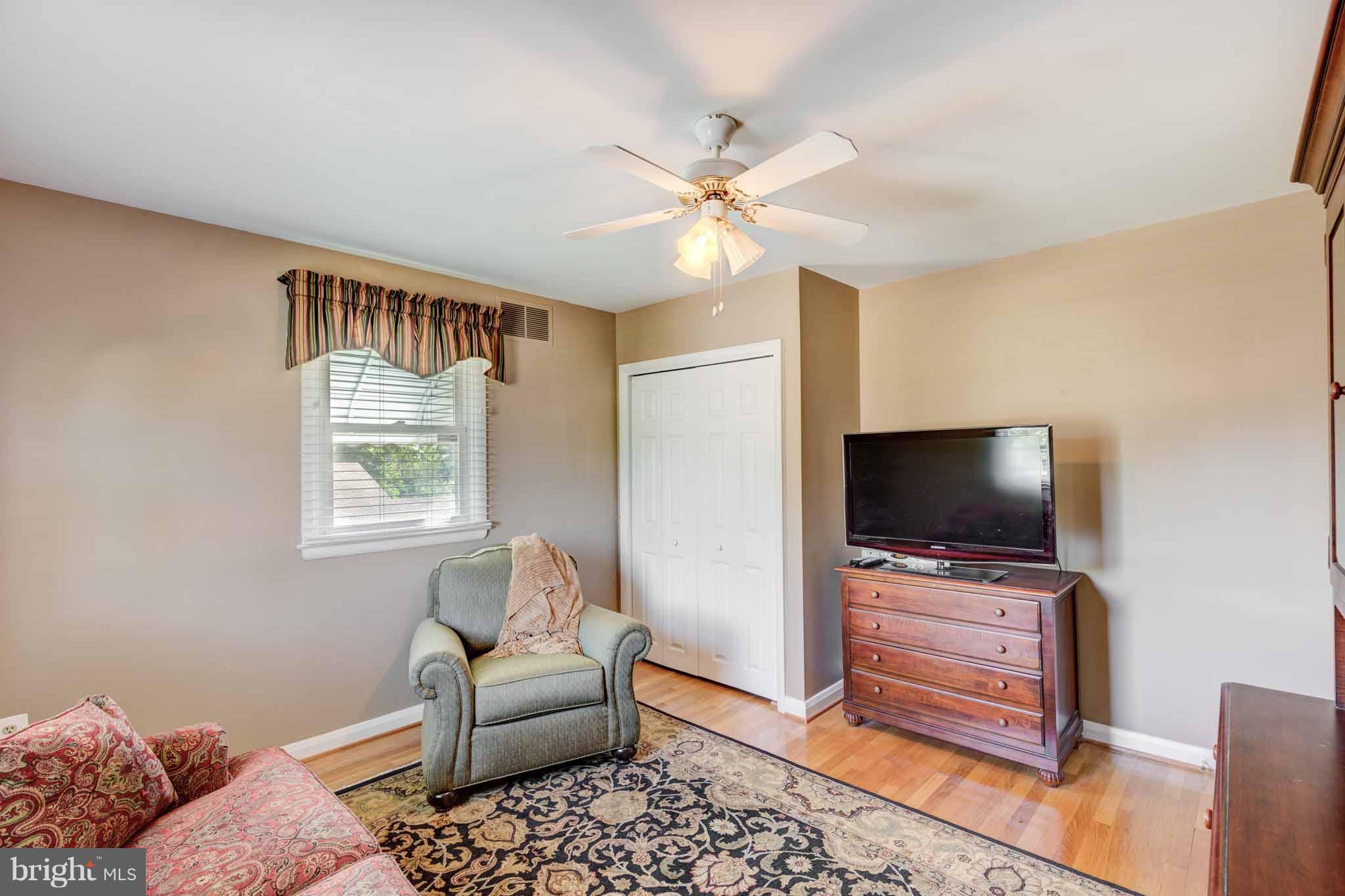 601 Southmont Road Baltimore, MD 21228 - Photo 17 of 29 Bedroom #2