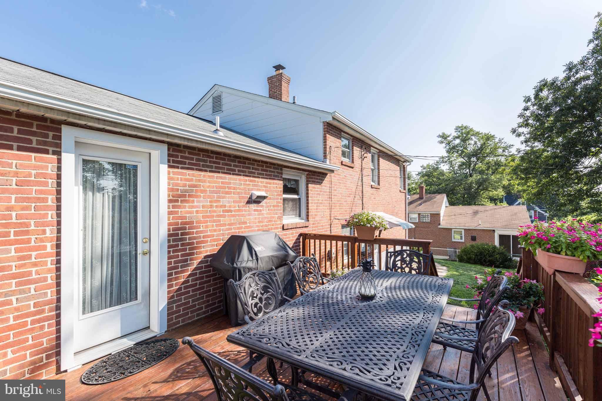 601 Southmont Road Baltimore, MD 21228 - Photo 25 of 29 Exterior (Rear)