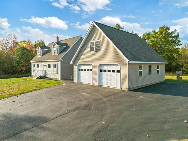 $599,900 | 57 Elm Lane, Windsor, ME 04363