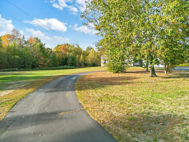 $599,900 | 57 Elm Lane, Windsor, ME 04363