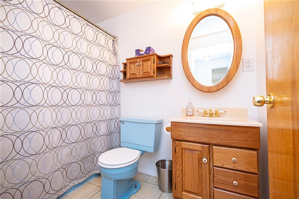 602 Flint Road Allison Park, PA 15101 - Photo 19 of 25 MAIN BATHROOM: Newer oak accessories dresses up your bathroom.