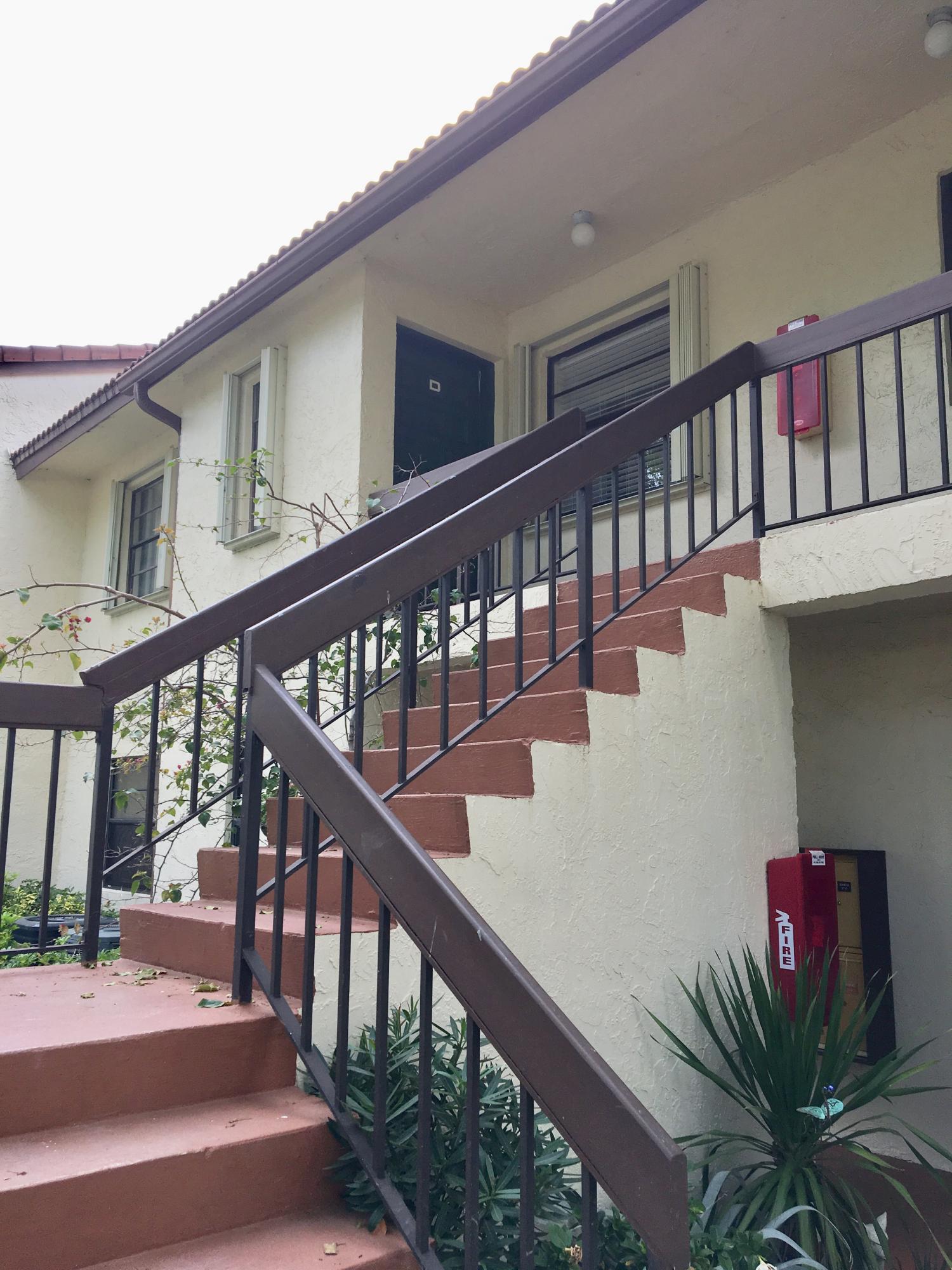 21731 Arriba Real, Unit 27D Boca Raton, FL 33433 - Photo 3 of 42 Front 3