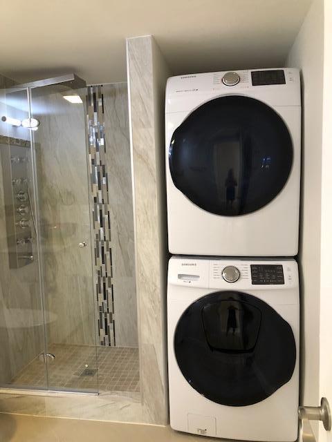 21731 Arriba Real, Unit 27D Boca Raton, FL 33433 - Photo 31 of 42 Washer dryer