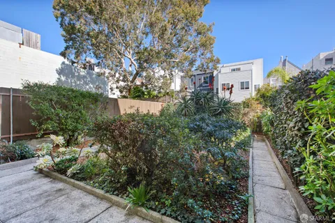 $1,600,000 | 326 11th Avenue, San Francisco, CA 94118