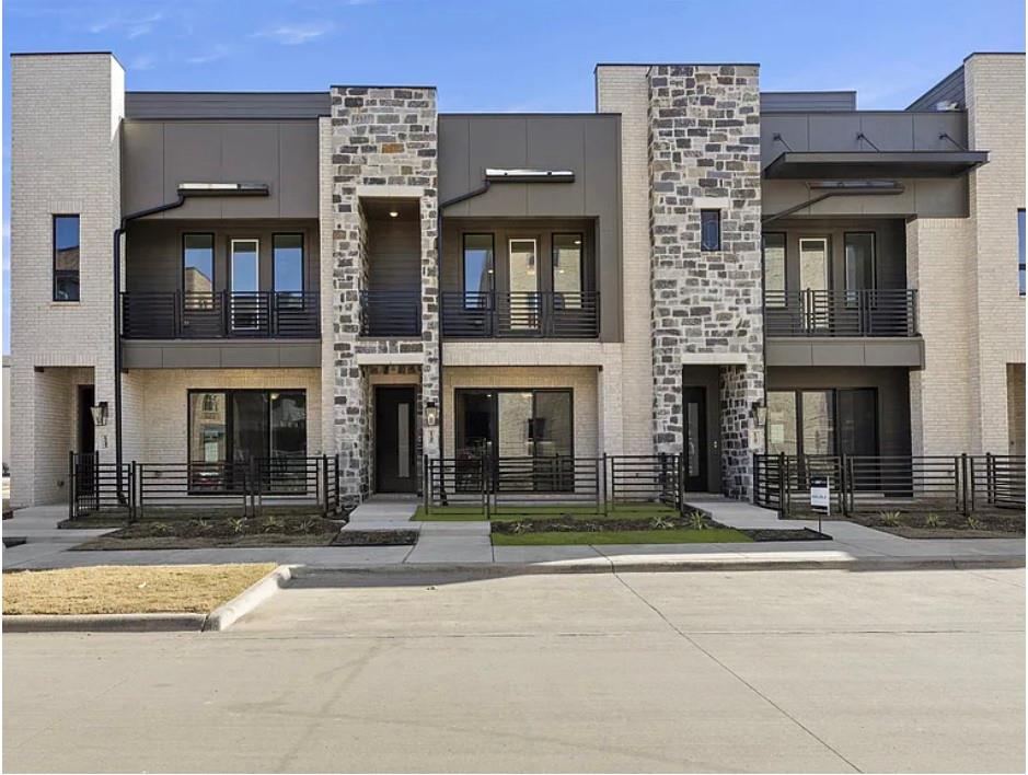 a front view of a building and a entrance