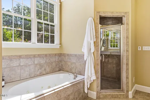 $985,000 | 120 Morris Branch Court, Cary, NC 27519