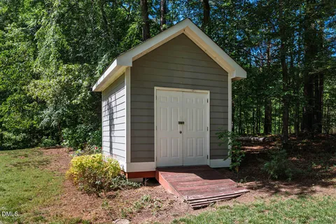 $985,000 | 120 Morris Branch Court, Cary, NC 27519