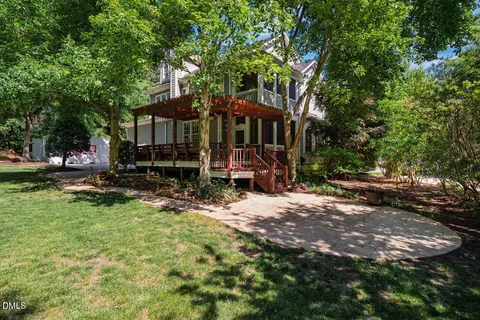 $985,000 | 120 Morris Branch Court, Cary, NC 27519