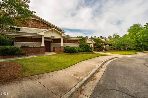 $985,000 | 120 Morris Branch Court, Cary, NC 27519
