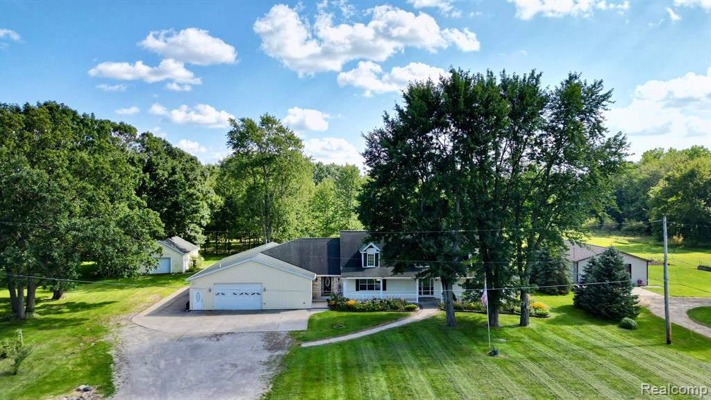 11230 Birch Run Road Birch Run, MI 48415 - Photo 2 of 33