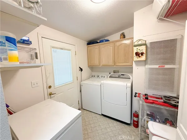 a close view of sink