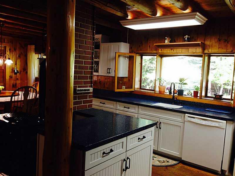 293 White Road Houlton, ME 04730 - Photo 7 of 21 Kitchen.
