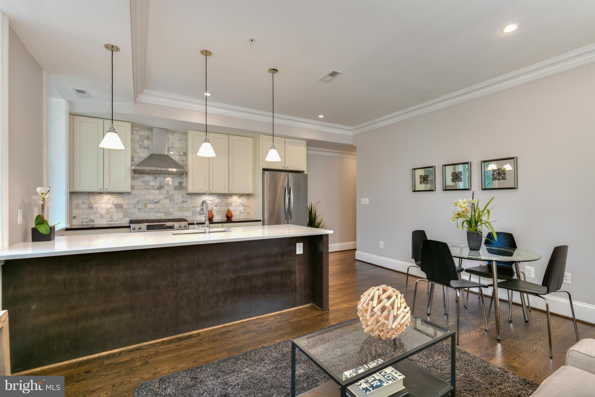 2014 Kalorama Road Northwest, Unit 5 Washington, DC 20009 - Photo 8 of 16 Separate Dining Area