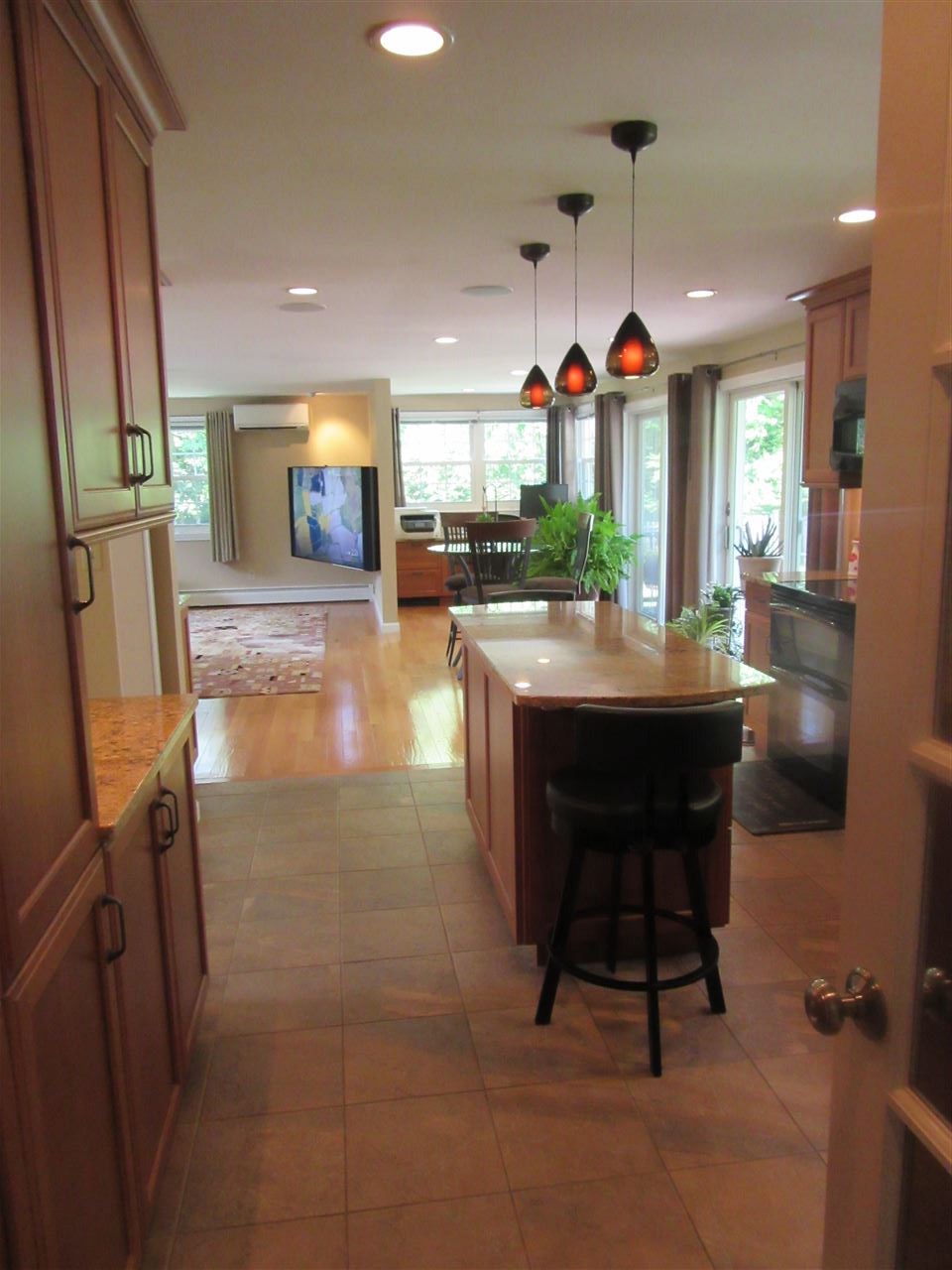 101 Magnolia Road Manchester, NH 03104 - Photo 18 of 33 Gallery Image 18