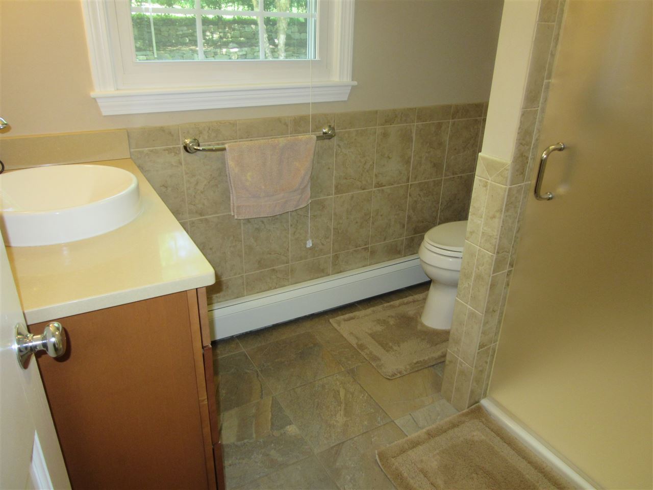 101 Magnolia Road Manchester, NH 03104 - Photo 19 of 33 Gallery Image 19