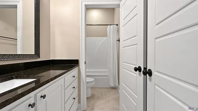 $479,500 | 16045 Greycliff Avenue, Pride, LA 70770