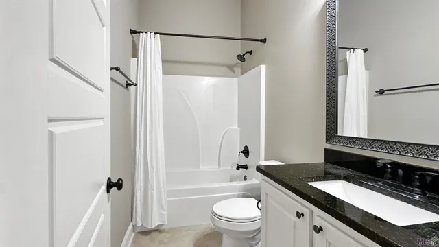 $479,500 | 16045 Greycliff Avenue, Pride, LA 70770