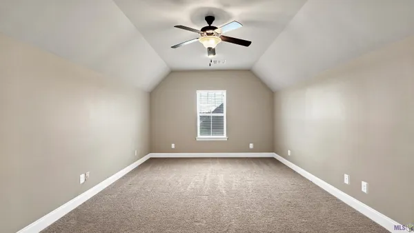 $450,000 | 16045 Greycliff Avenue, Pride, LA 70770