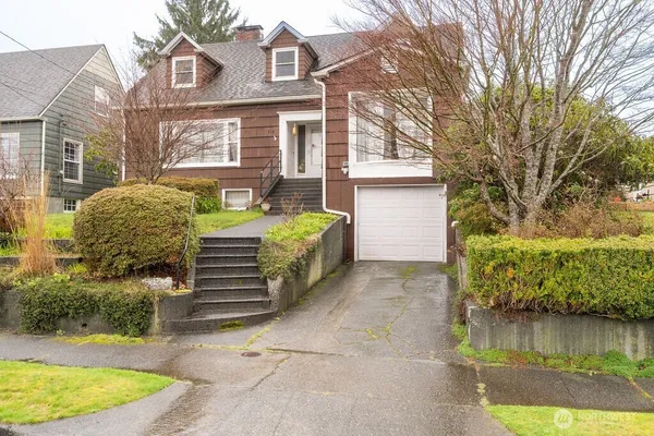 $347,500 | 704 Essex Avenue, Aberdeen, WA 98520