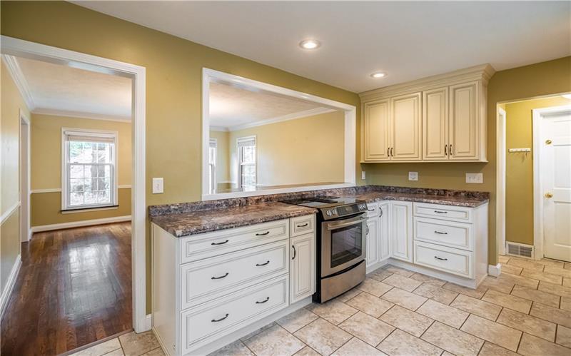 4578 Middle Road Allison Park, PA 15101 - Photo 8 of 25 Gallery Image 8