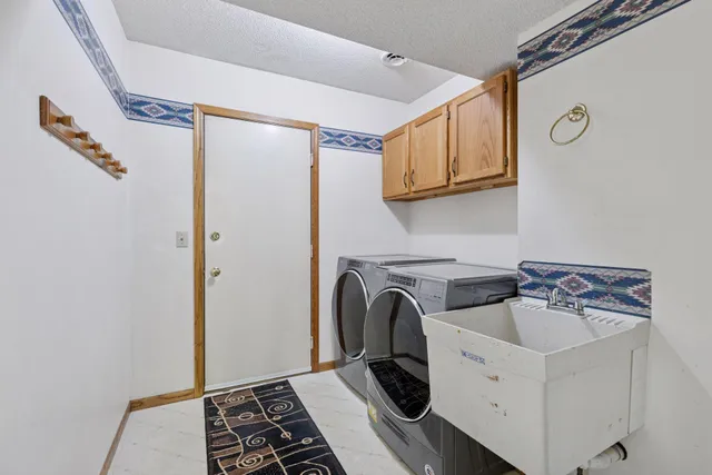 $375,000 | 11984 Orchid Street, Coon Rapids, MN 55433