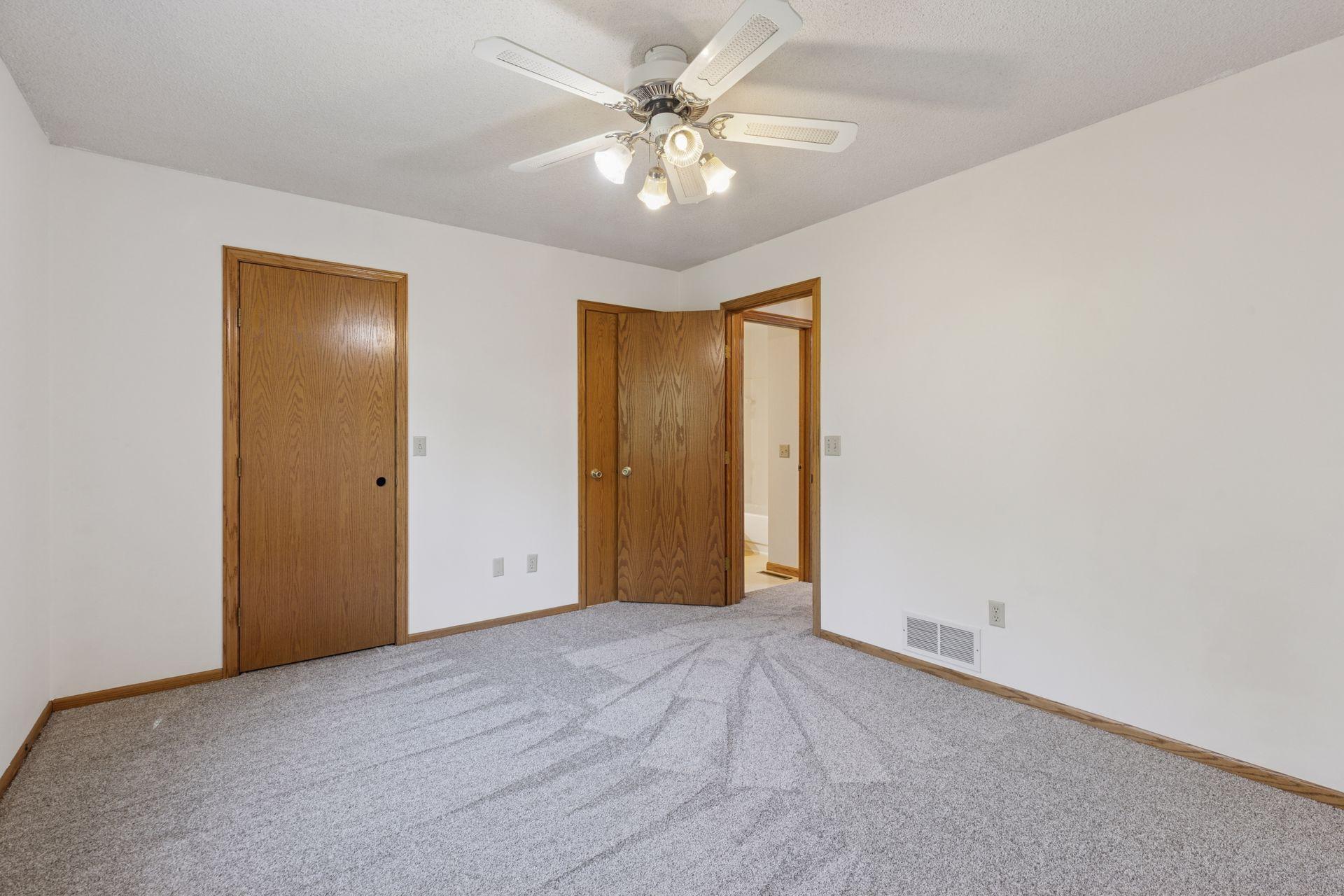 11984 Orchid Street Coon Rapids, MN 55433 - Photo 23 of 37