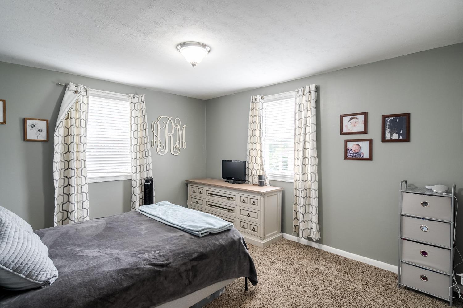 5320 Belclare Road Cincinnati, OH 45247 - Photo 19 of 50 Gallery Image 19