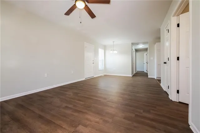 $2,190 | 543 Richfield Road, Liberty, MO 64068