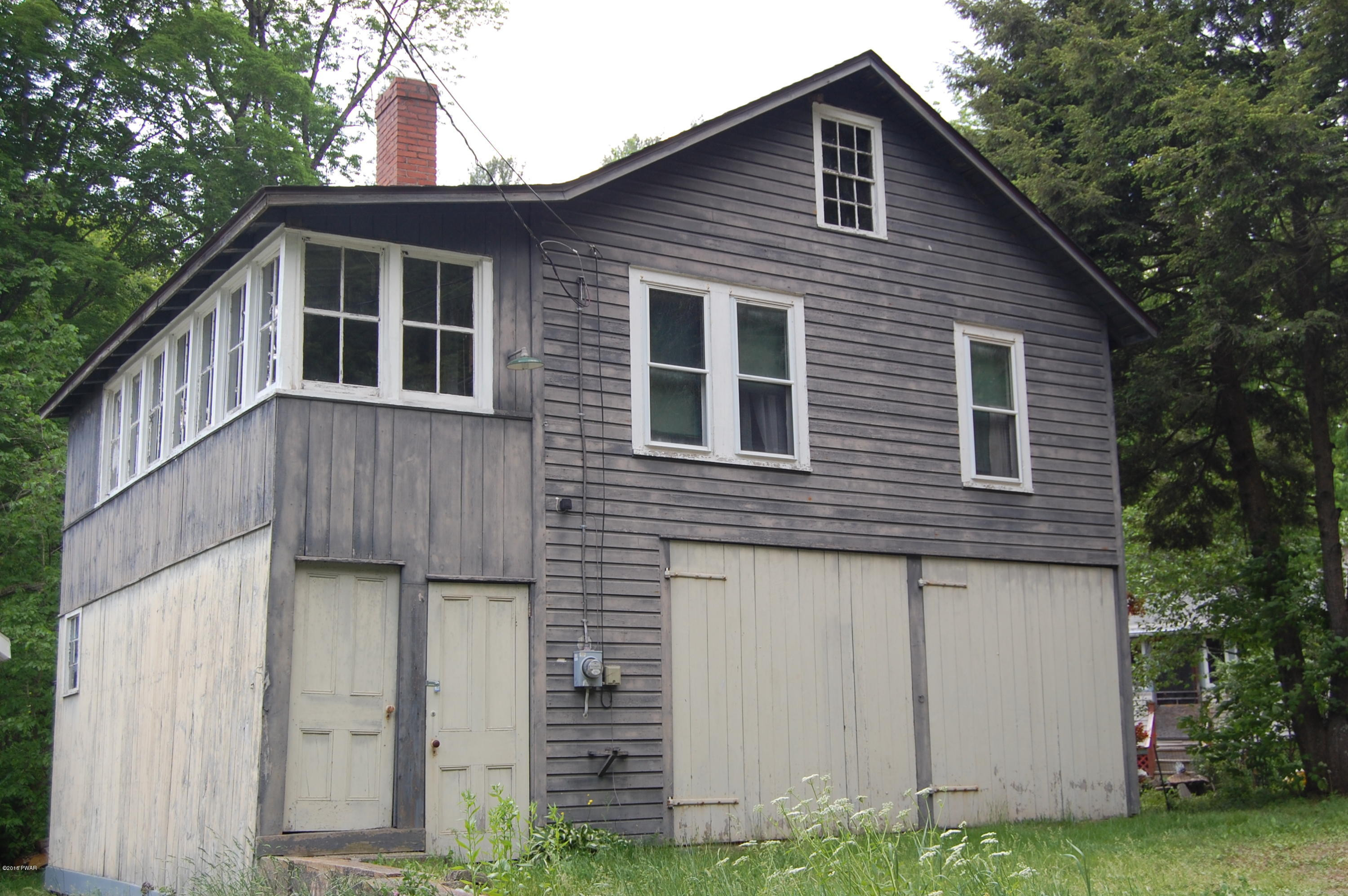 100 Lafe Road Hawley, PA 18428 - Photo 1 of 26 Exterior
