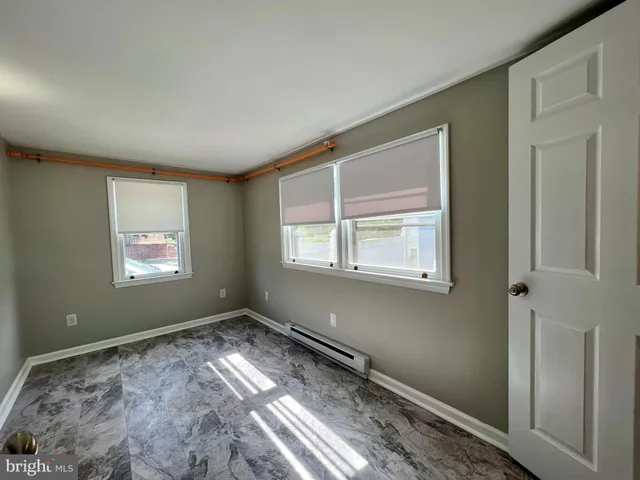 a view of empty room with window