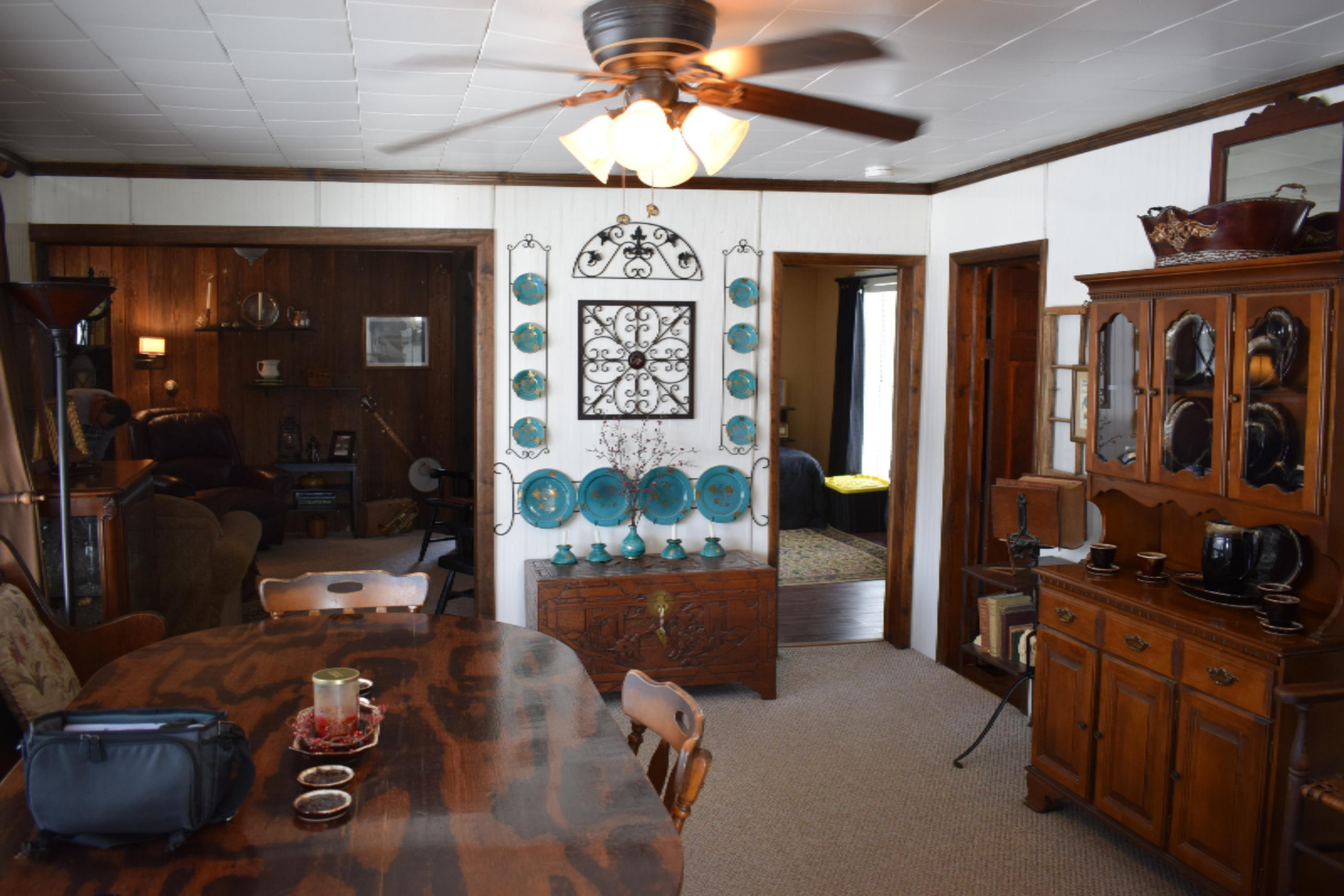 319 South Snow Prairie Road Coldwater, MI 49036 - Photo 6 of 23 DSC_0080