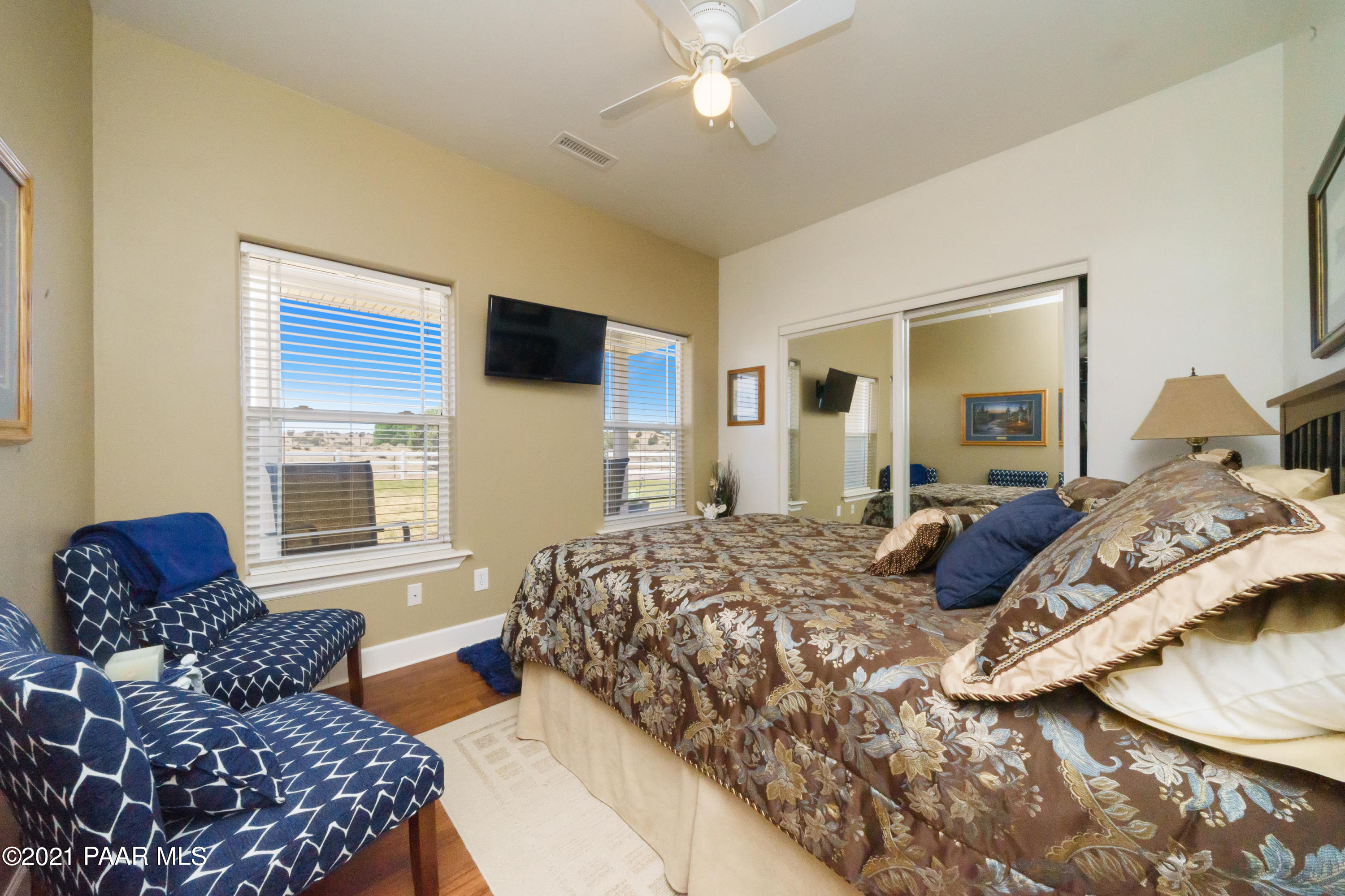 18000 North Lower Territory Road Prescott, AZ 86305 - Photo 24 of 42 a bedroom with two beds and a window