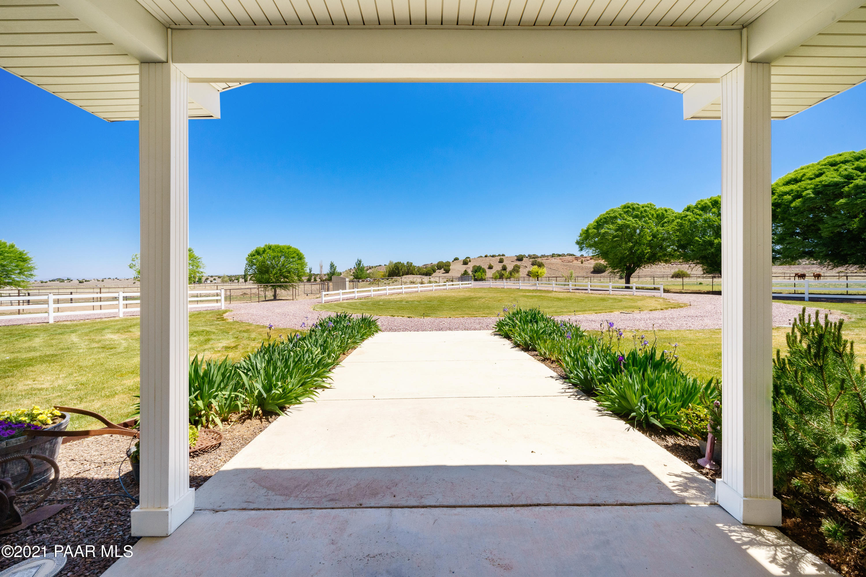 18000 North Lower Territory Road Prescott, AZ 86305 - Photo 3 of 42