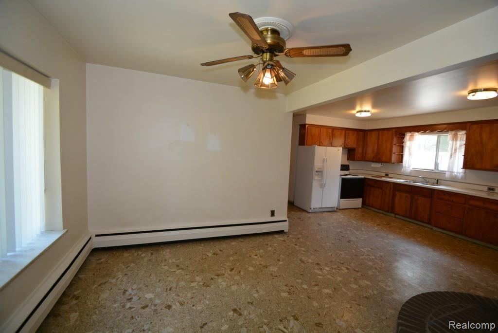 2722 Frankson Avenue Rochester, MI 48307 - Photo 16 of 22 DSC_6291.jpg