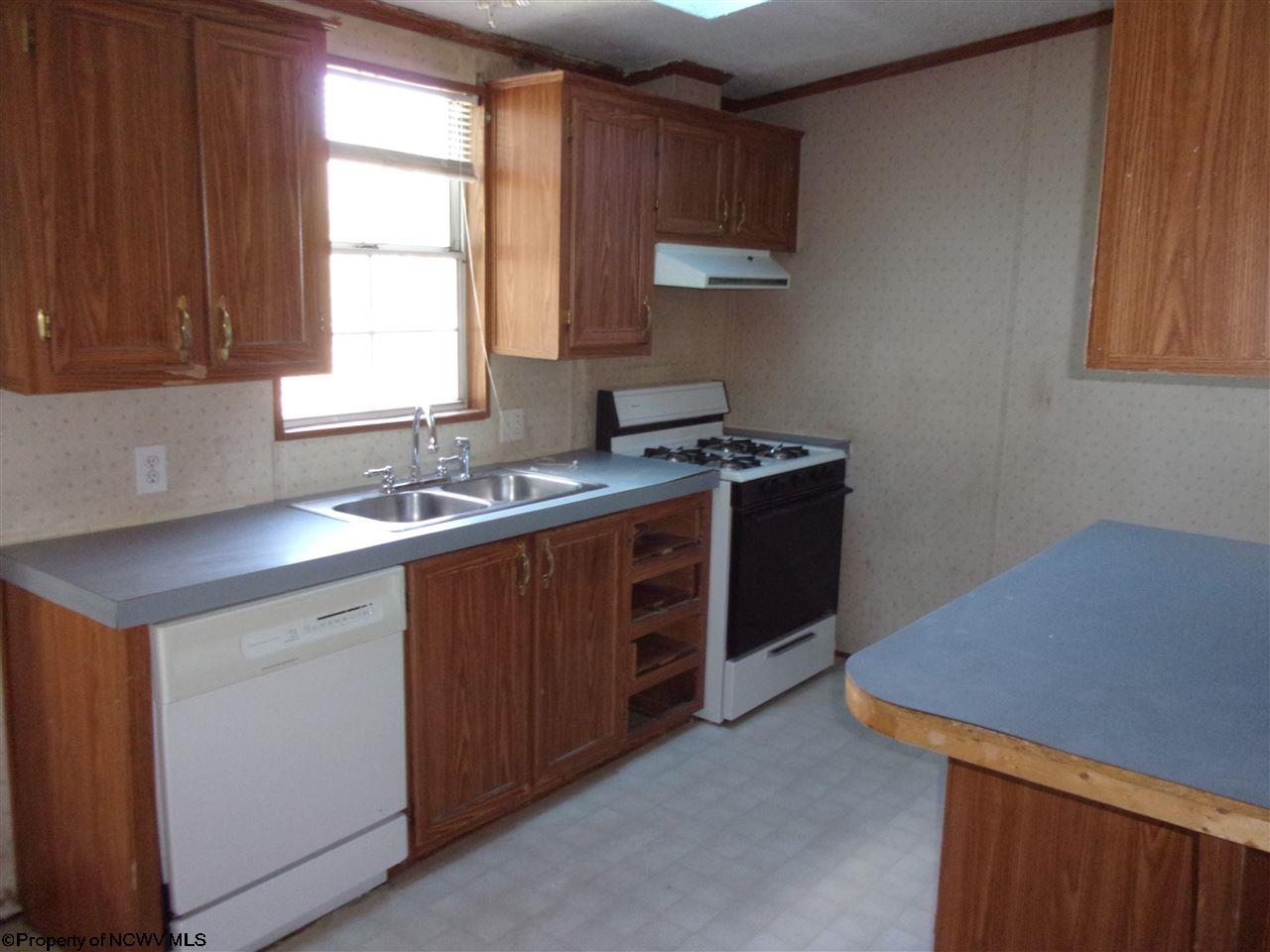 800 A Reedsville, WV 26547 - Photo 3 of 20 Gallery Image 3