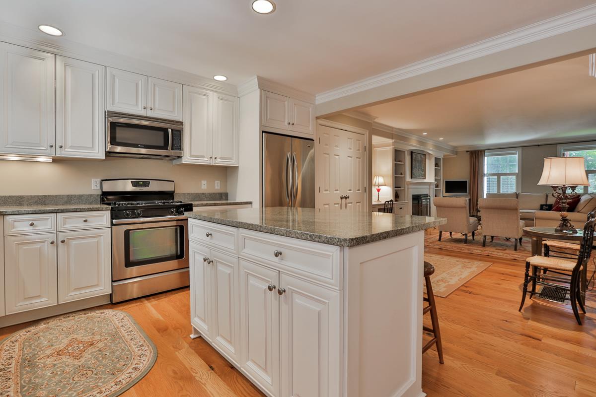 18 Linden Street, Unit 3 Exeter, NH 03833 - Photo 12 of 33 Gallery Image 12