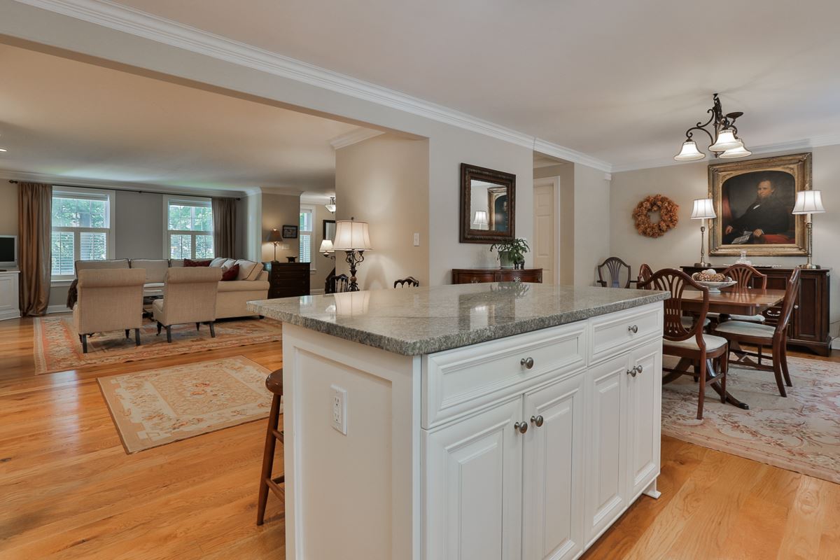 18 Linden Street, Unit 3 Exeter, NH 03833 - Photo 13 of 33 Gallery Image 13