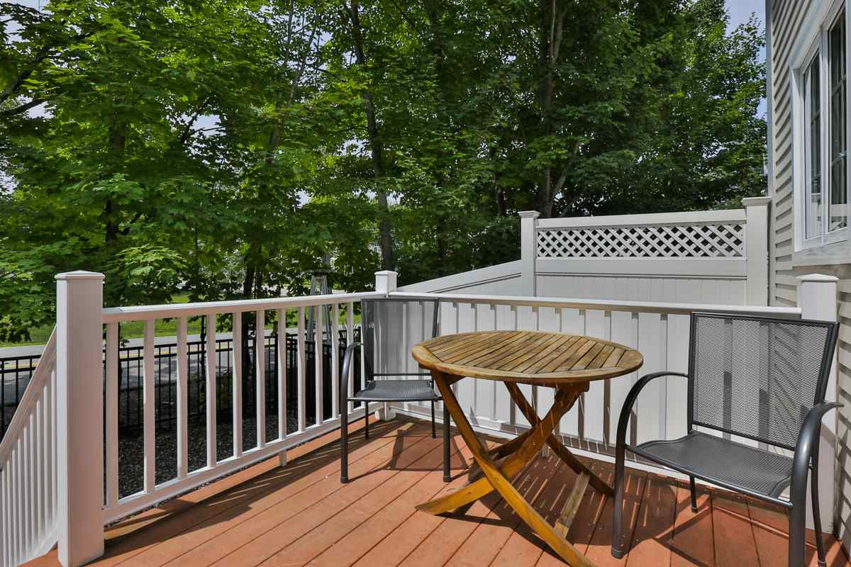 18 Linden Street, Unit 3 Exeter, NH 03833 - Photo 3 of 33 Gallery Image 3