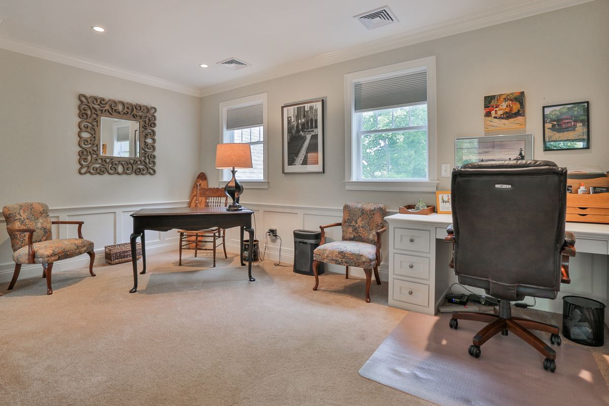 18 Linden Street, Unit 3 Exeter, NH 03833 - Photo 30 of 33 Gallery Image 30