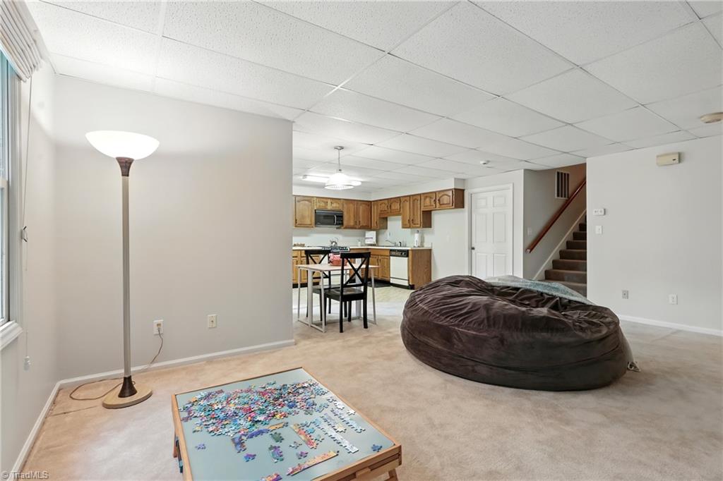 633 Huntington Drive High Point, NC 27262 - Photo 29 of 34
