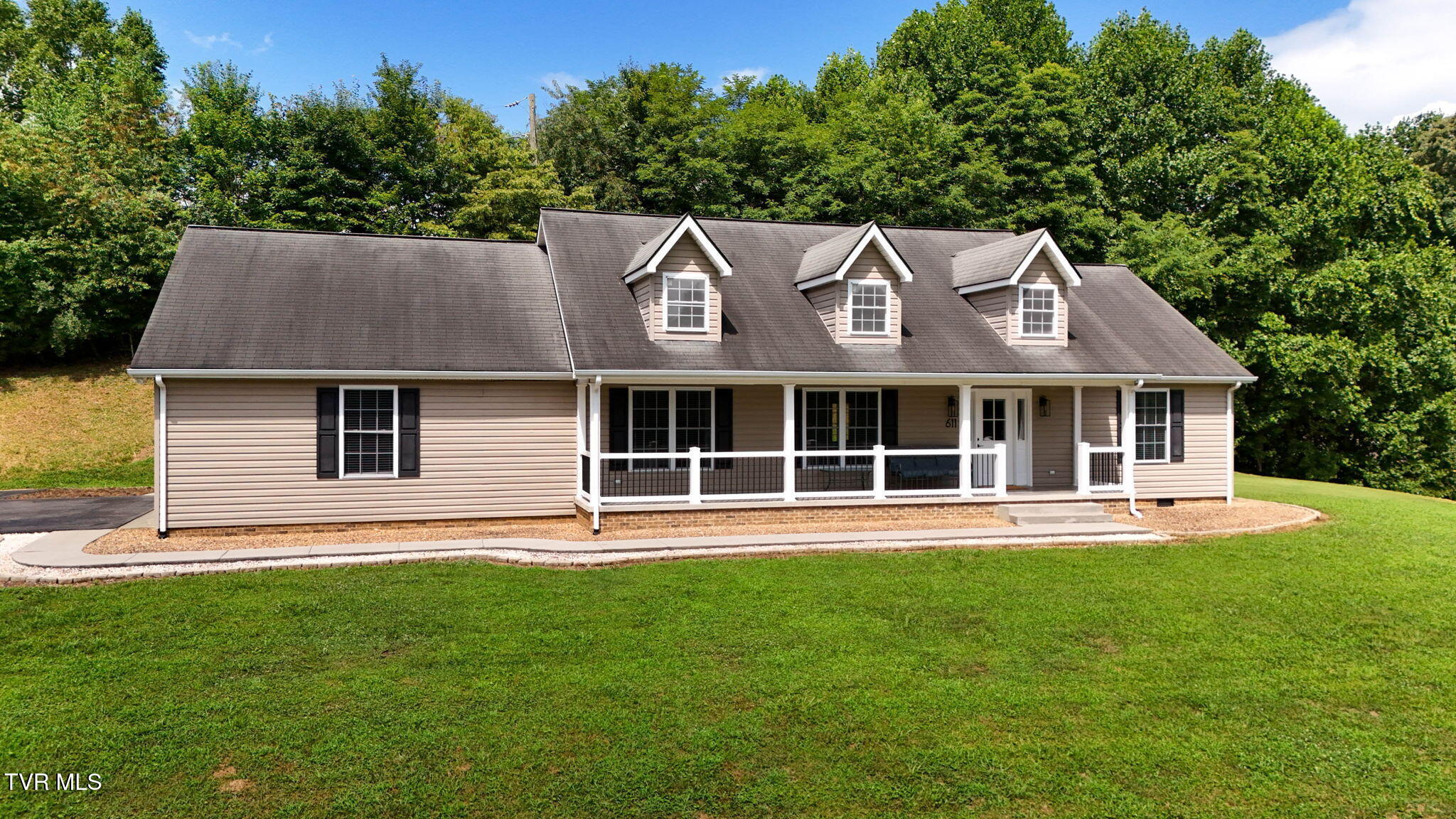 611 Yuma Road Weber City, VA 24290 - Photo 8 of 86 40-web-or-mls-611 Yuma Rd Drone LF