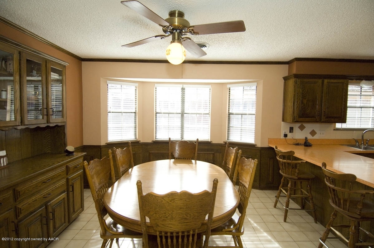 6409 Drexel Road Amarillo, TX 79109 - Photo 11 of 44 dining view 2