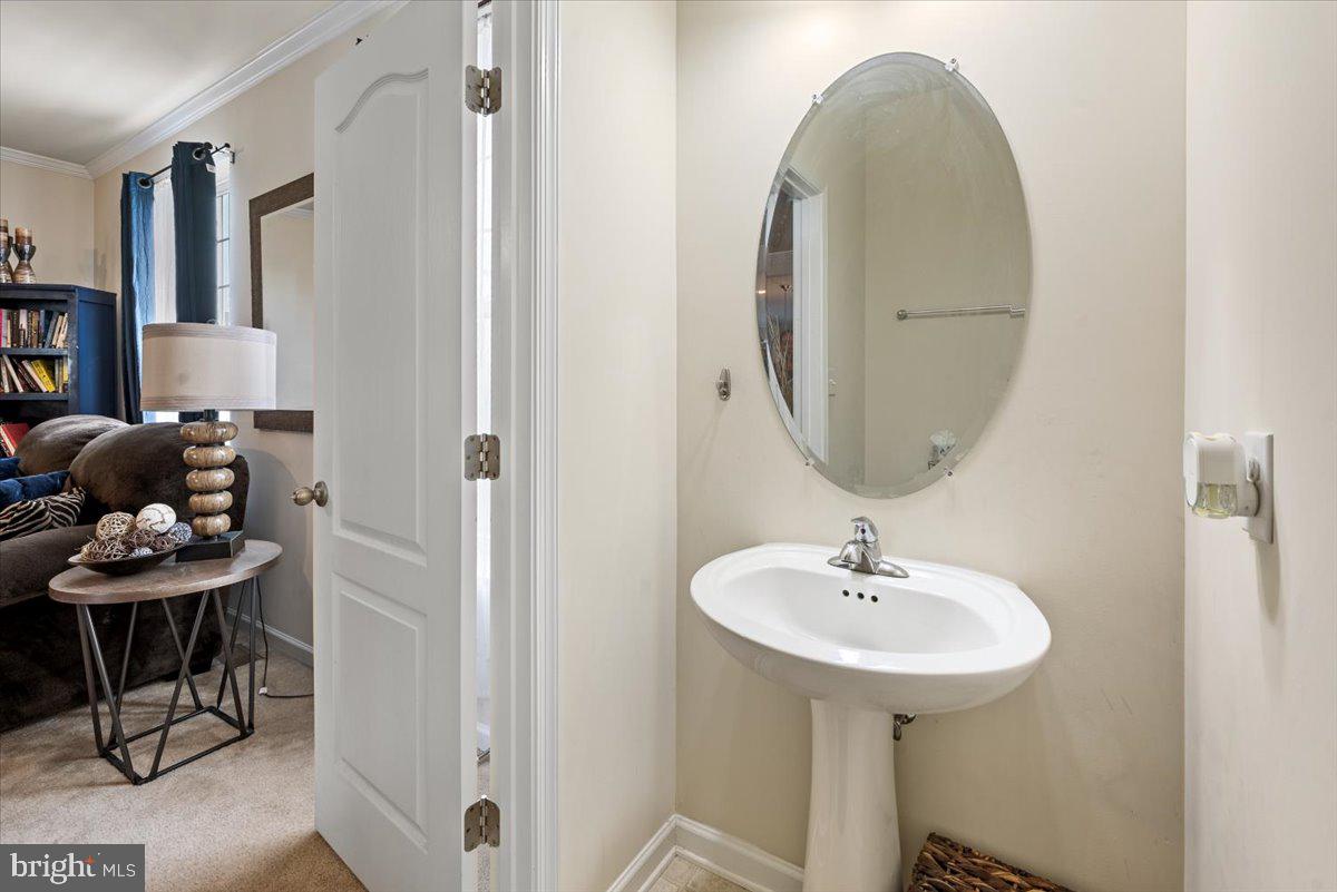 176 Schramm Loop Stephens City, VA 22655 - Photo 17 of 30 Half bath on this level