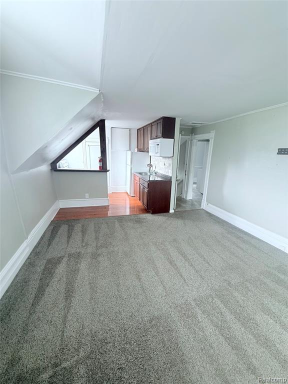 415 Coutant Street, Unit B Flushing, MI 48433 - Photo 10 of 11