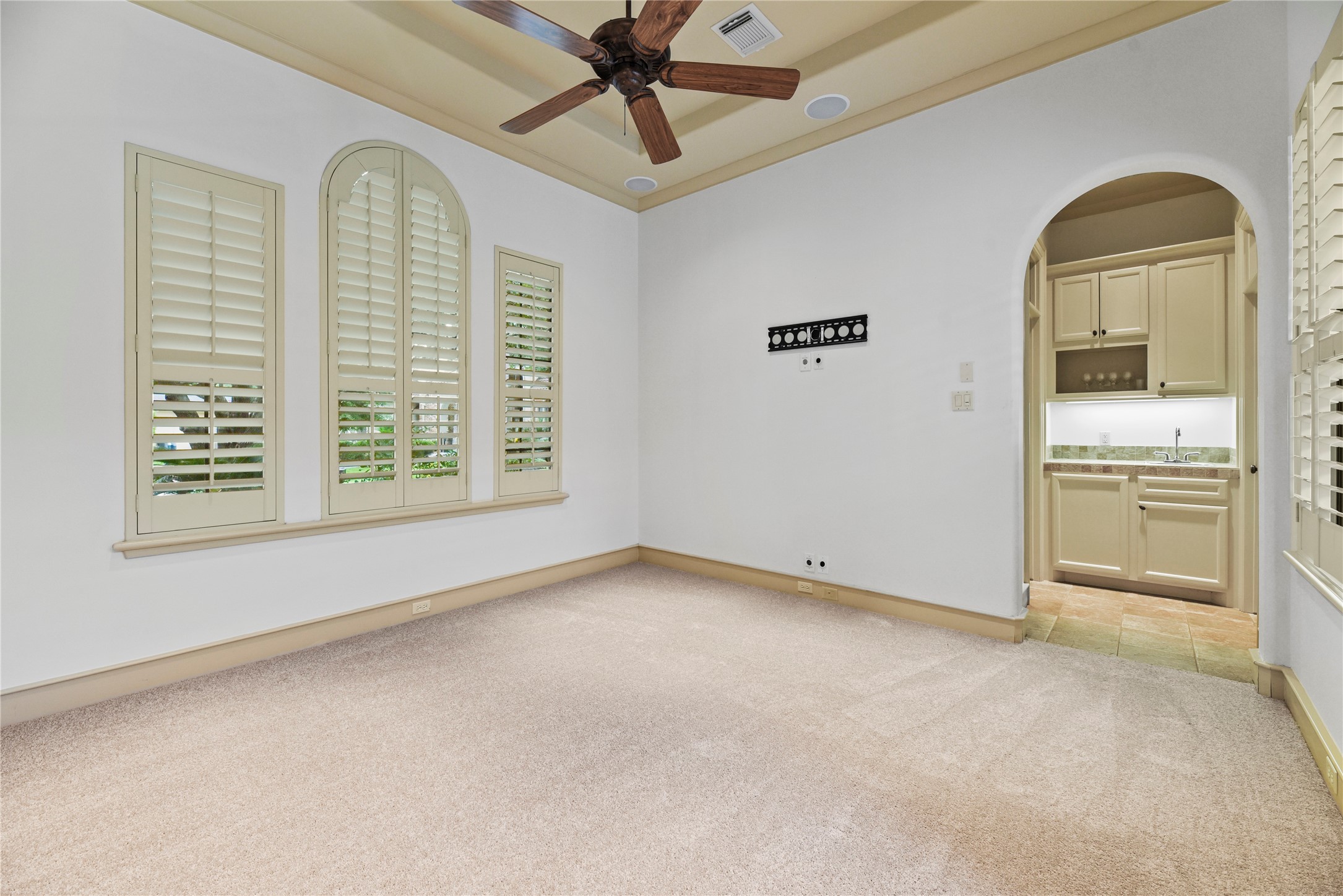 16610 Champagne Falls Court Spring, TX 77379 - Photo 36 of 45 an empty room with windows and closet