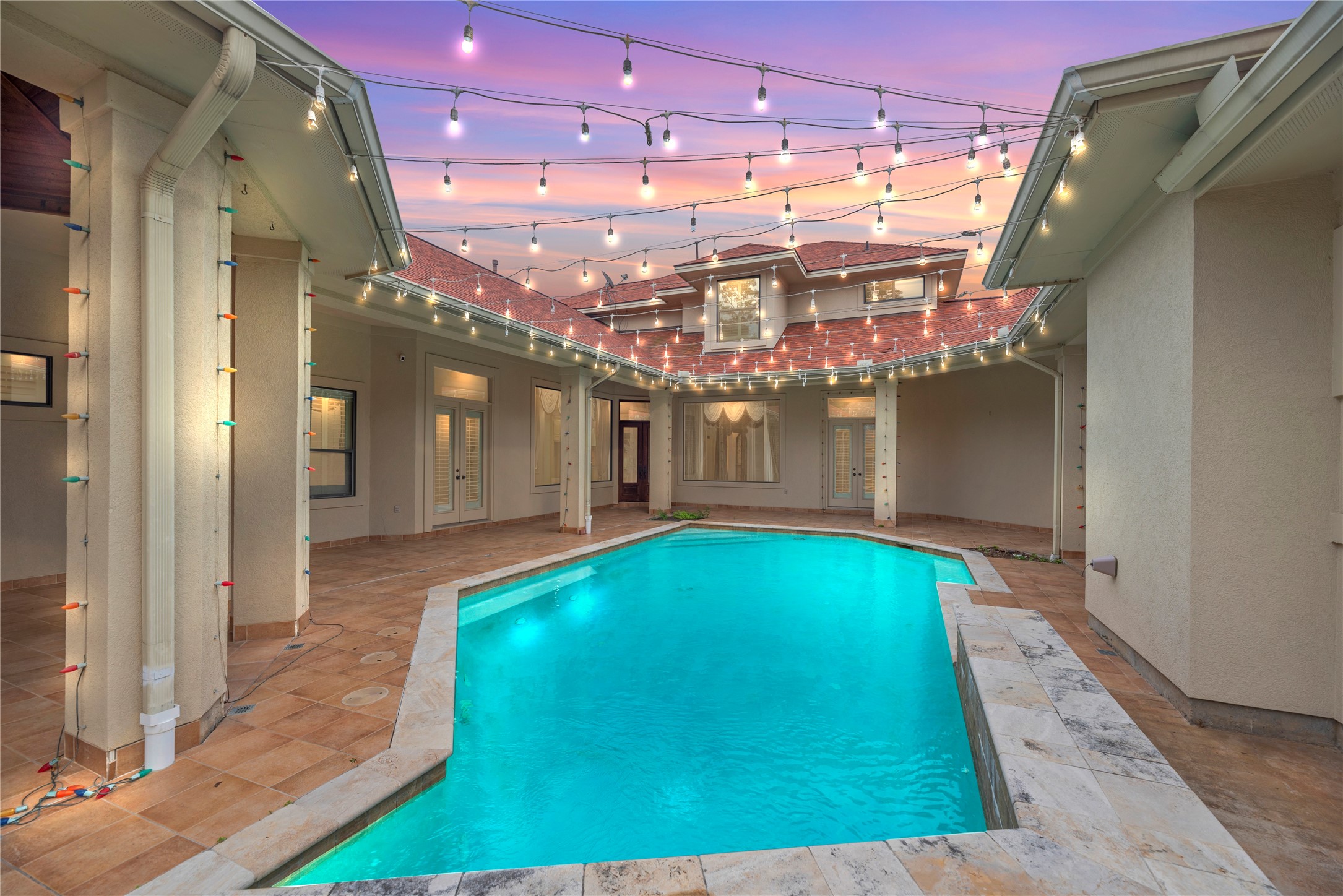 16610 Champagne Falls Court Spring, TX 77379 - Photo 39 of 45 a view of a indoor swimming pool