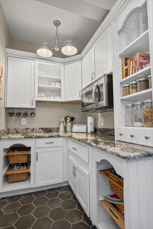 15 Perry Street Danvers, MA 01923 - Photo 20 of 41 Gallery Image 20