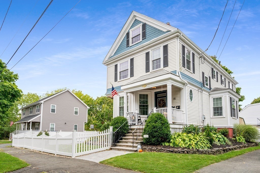 15 Perry Street Danvers, MA 01923 - Photo 3 of 41 Gallery Image 3